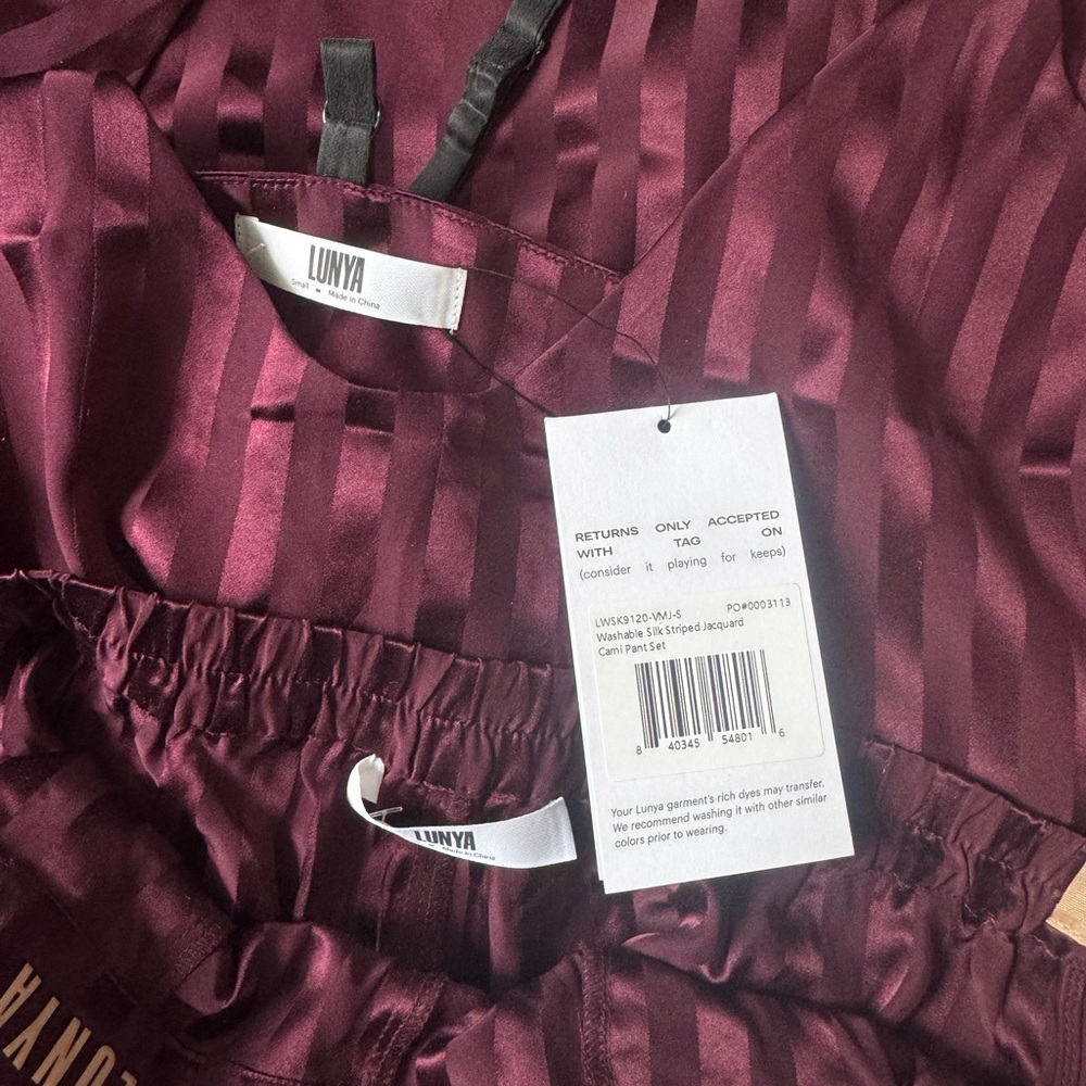 LUNYA BNWT Washable Silk Cami Pant Set in Vintage Merlot Jacquard Size S - Picture 7 of 7